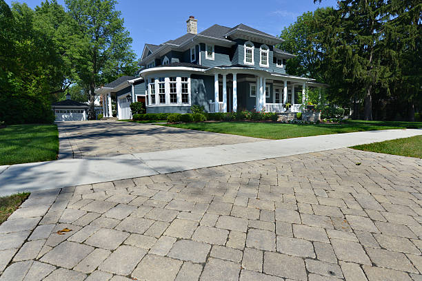 Best Driveway Pavers Installation  in College Station, TX
